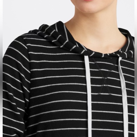 Kayleigh Single Pocket Striped Hooded Seeatshirt - Picture 4 of 4